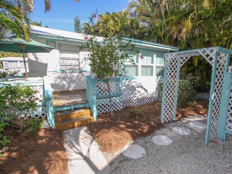Gulf Breeze Cottages Sanibel Bagian luar foto
