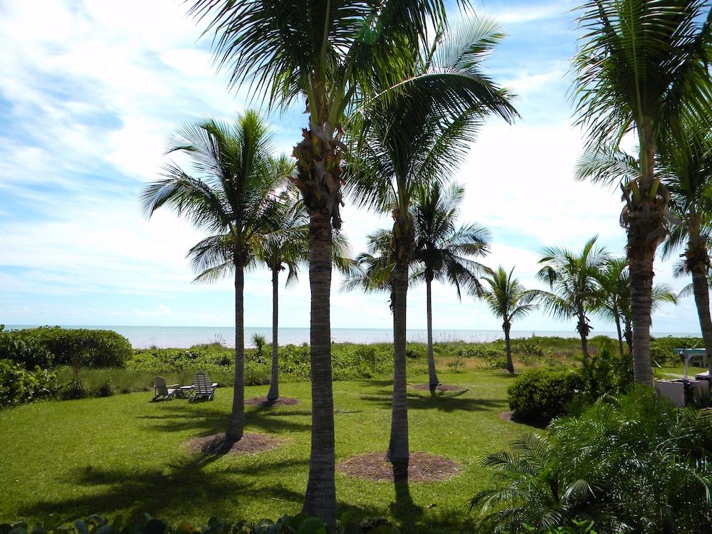 Gulf Breeze Cottages Sanibel Bagian luar foto