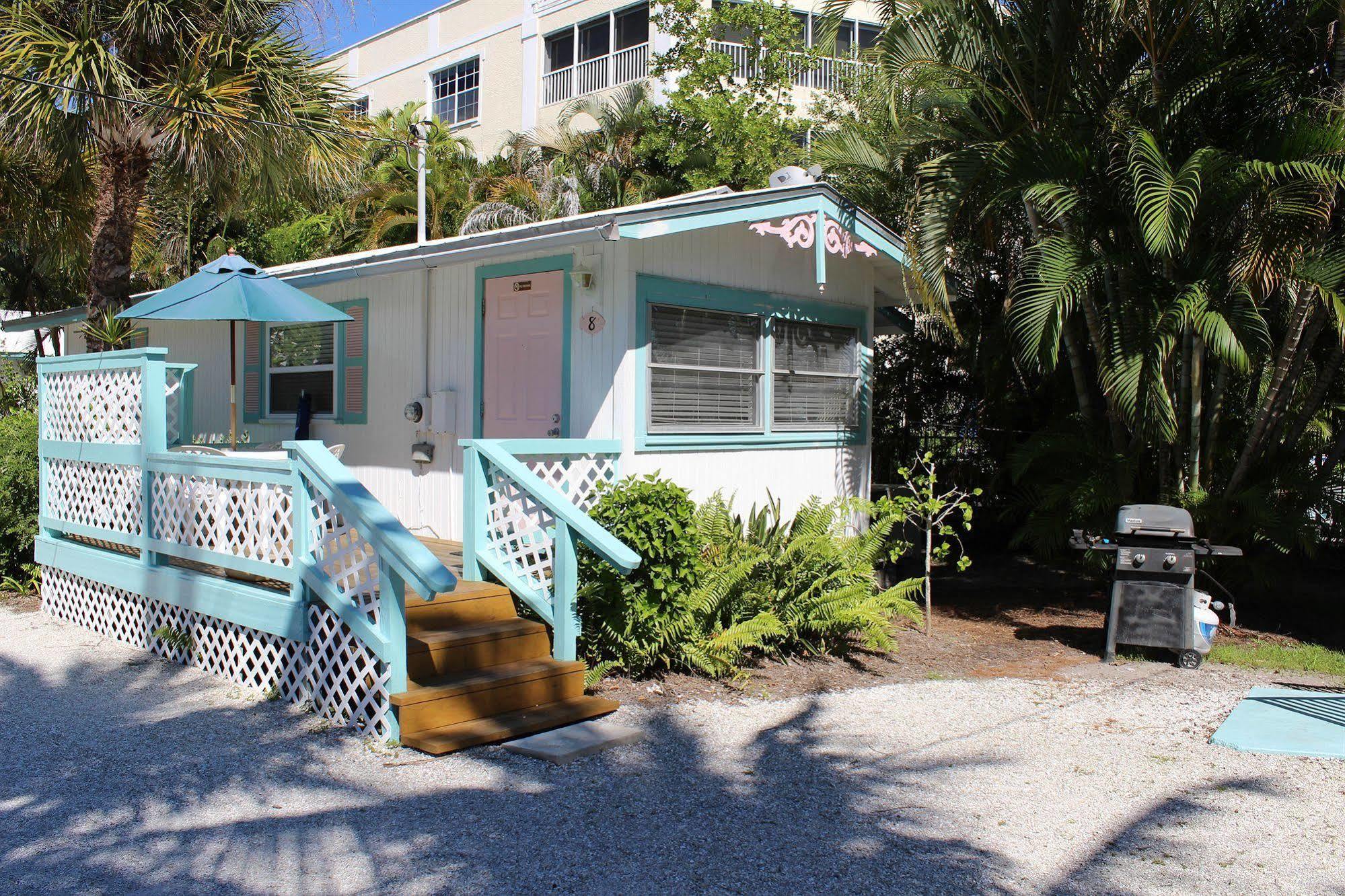 Gulf Breeze Cottages Sanibel Bagian luar foto